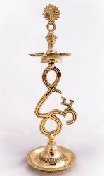 Picture of OM Brass Lamp Large 19"
